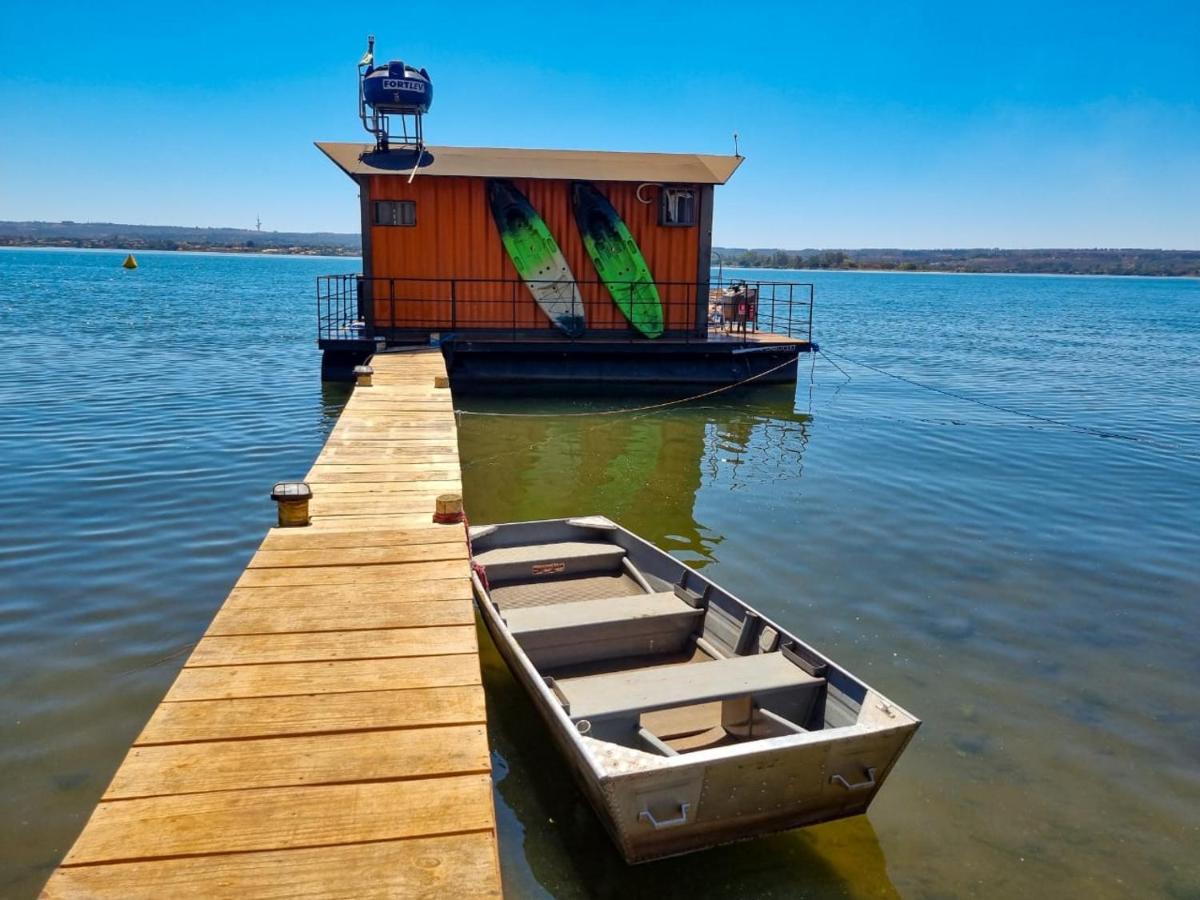 House Boat 